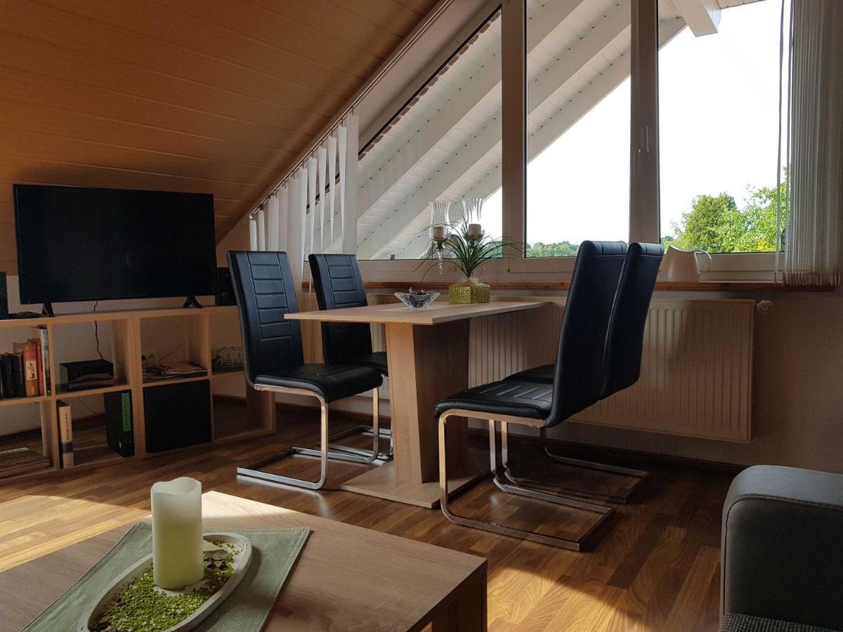 Ferienwohnung Hahn, 95129 Rhauderfehn エクステリア 写真
